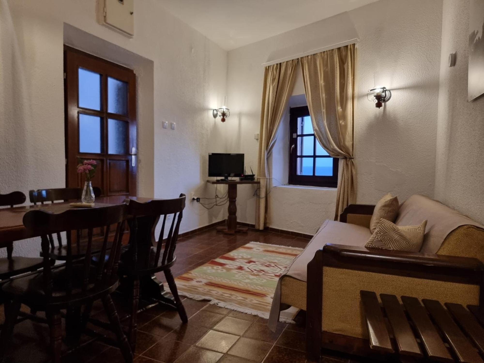 Kulla E Balshajve Hotel Ulcinj Exterior photo