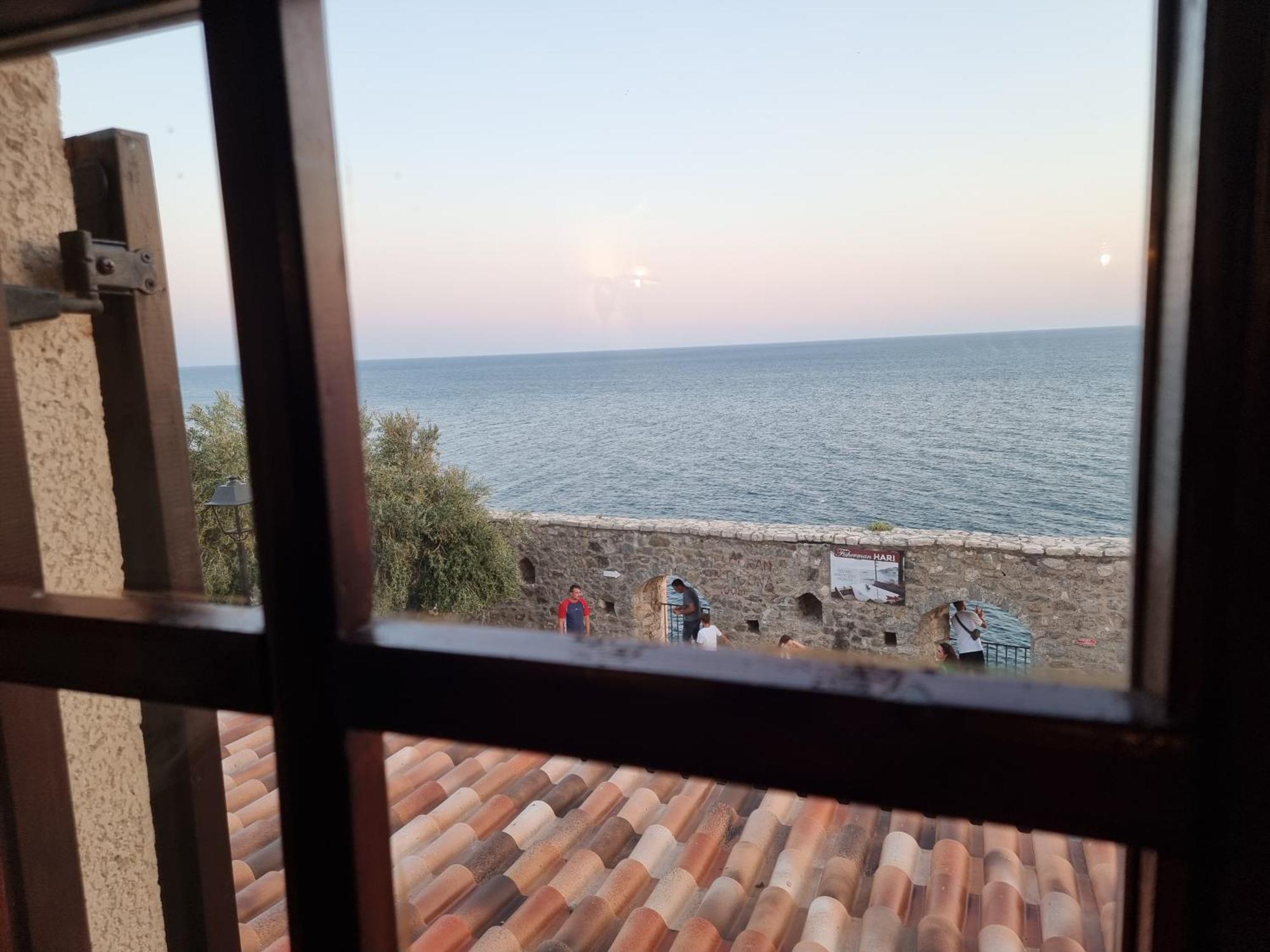 Kulla E Balshajve Hotel Ulcinj Exterior photo
