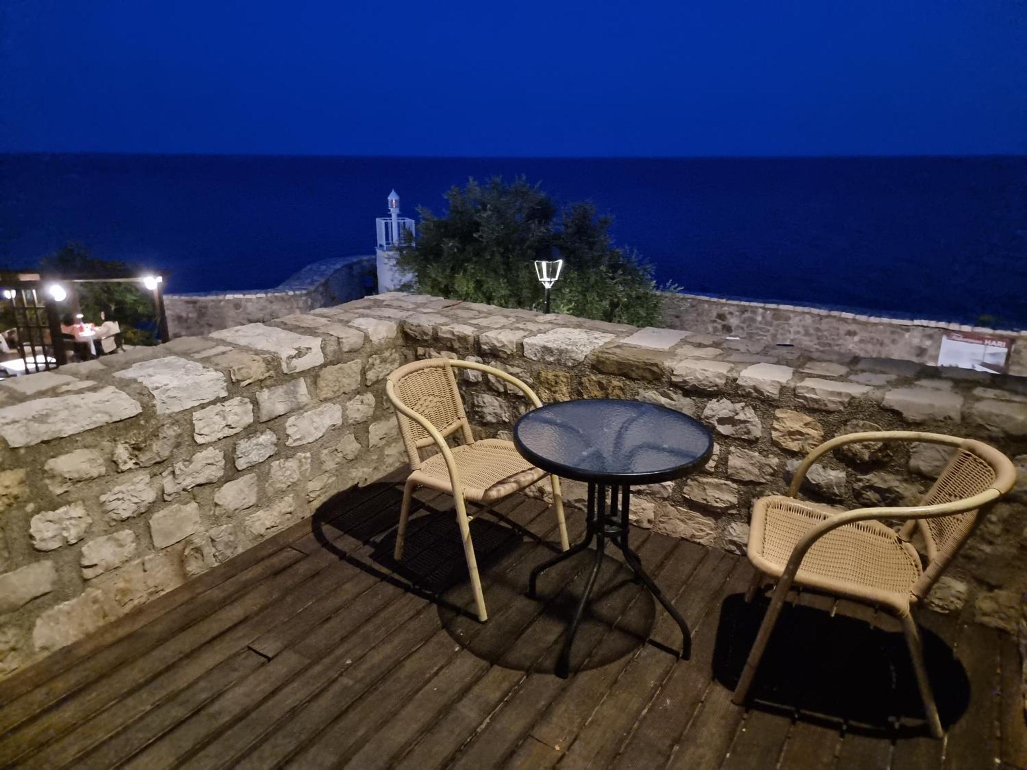 Kulla E Balshajve Hotel Ulcinj Exterior photo